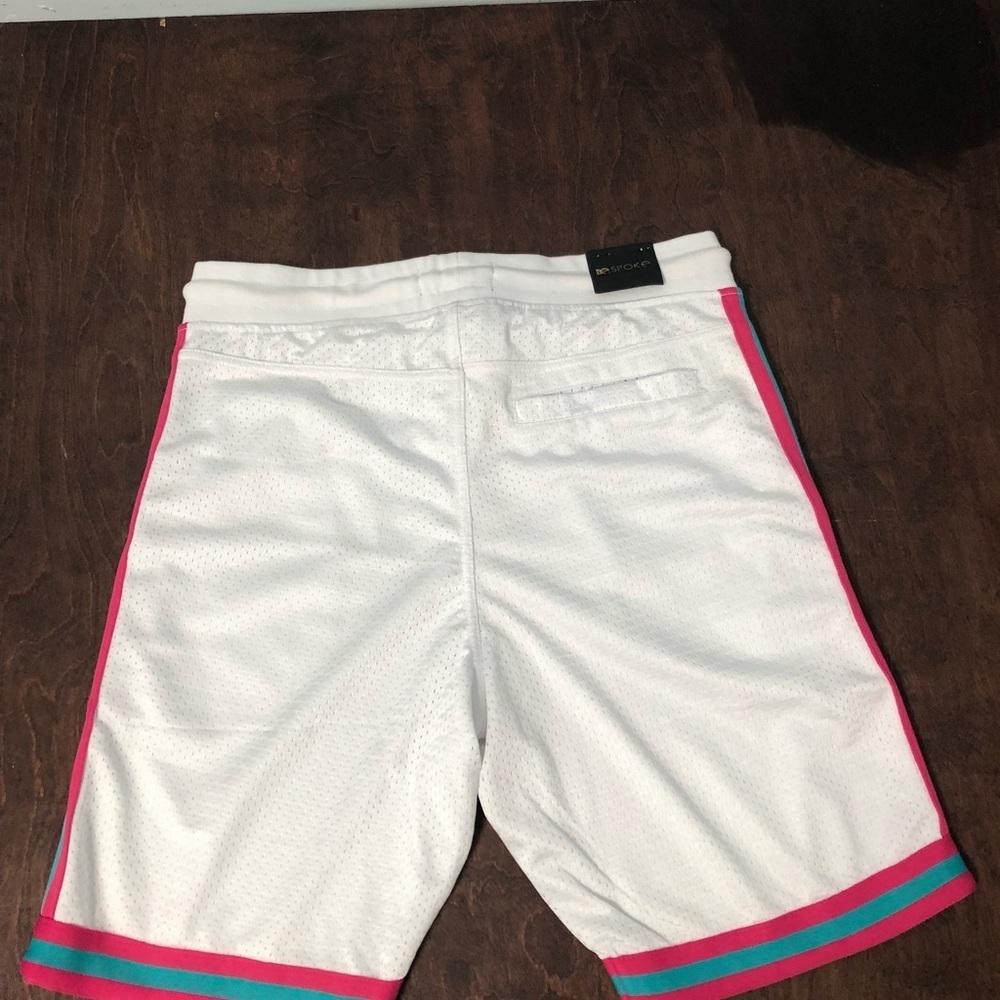 Bespoke Shorts Various sizes - Picture 7 of 8